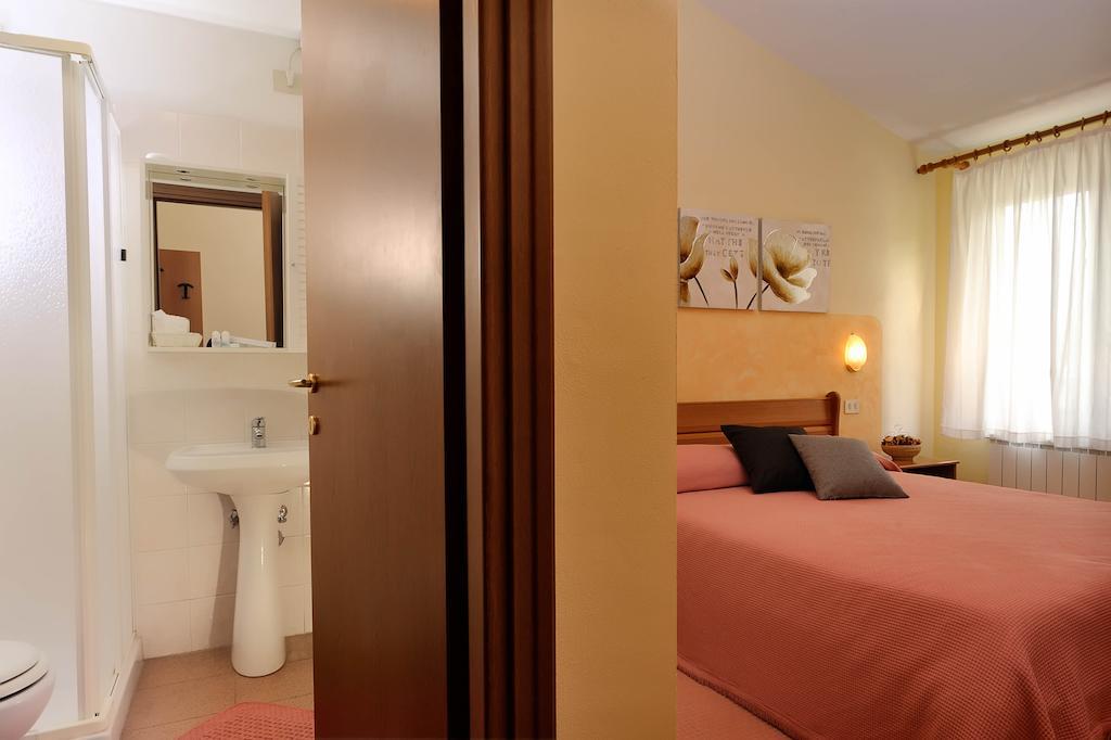 Le Rondini Hotel Riccò del Golfo di Spezia Værelse billede